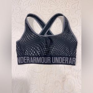 Under Armor Black Sports Bra Woman’s X-Small